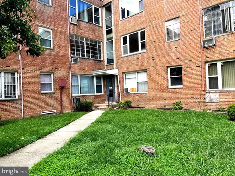 4002 E Se SE #204, Washington, DC 20019