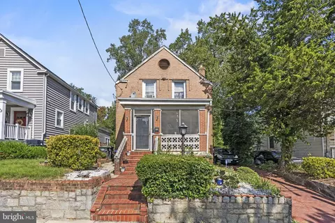 3052 Monroe St NE, Washington, DC 20018