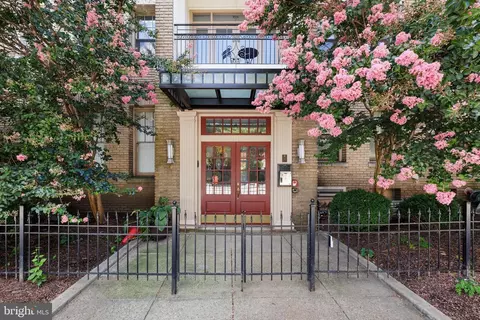 2902 Porter St NW #53, Washington, DC 20008