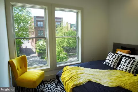 256 15th SE #5, Washington, DC 20003 photo 7