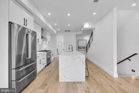 321 V St NE #2, Washington, DC 20002 photo 12