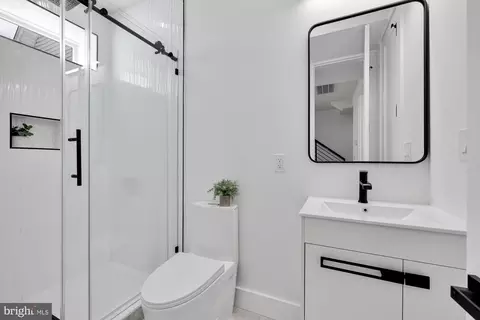 321 V St NE #2, Washington, DC 20002 photo 19