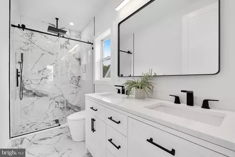 321 V St NE #2, Washington, DC 20002 photo 32