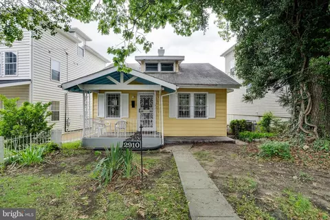 2910 S Dakota Ave NE, Washington, DC 20018