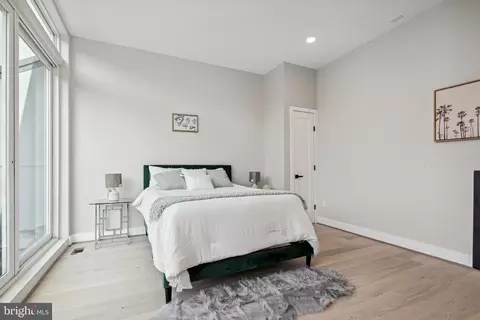 2213 M St NE #11, Washington, DC 20002 photo 13
