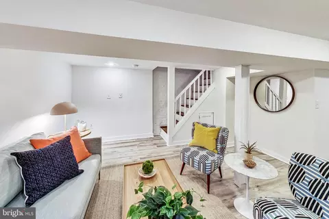 655 Morris Pl NE, Washington, DC 20002 photo 20