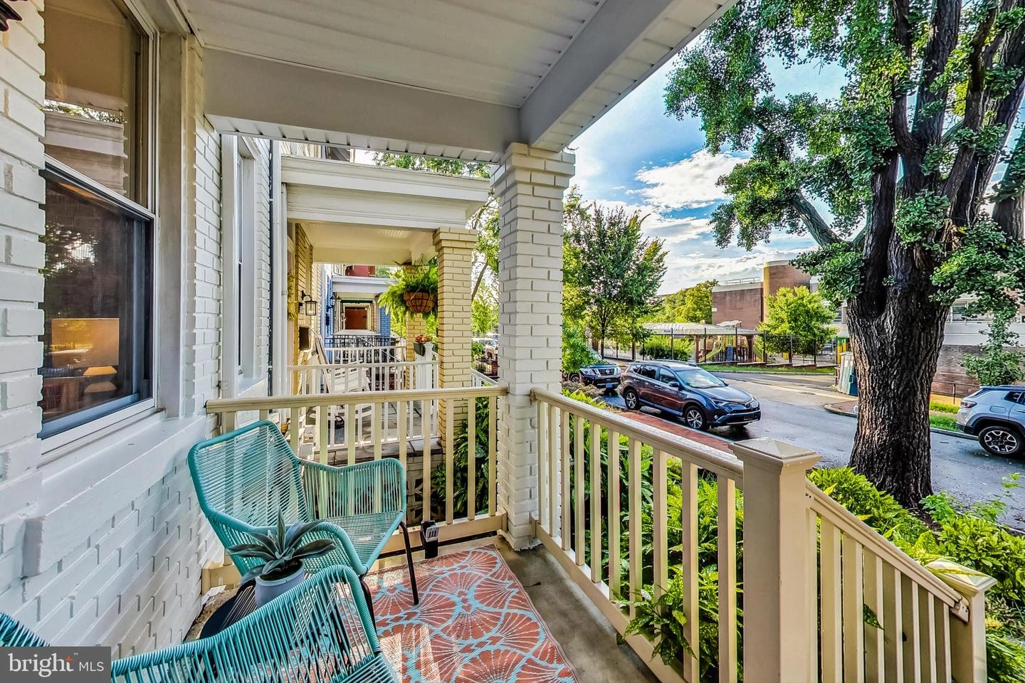 655 Morris Pl NE, Washington, DC 20002 photo 2