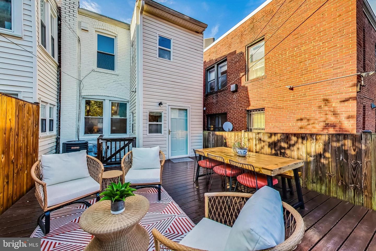 655 Morris Pl NE, Washington, DC 20002 photo 24