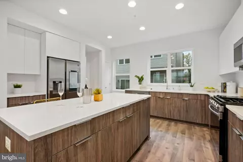 44 Mural Walk NE #HOME 73 CORCORAN, Washington, DC 20011 photo 15