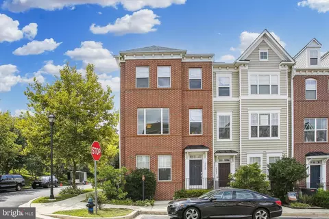 4950 6th St NE, Washington, DC 20017