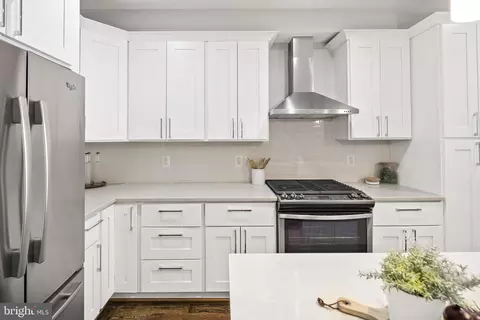 16 T St NE #1, Washington, DC 20002 photo 16