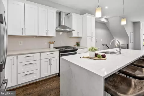 16 T St NE #1, Washington, DC 20002 photo 15