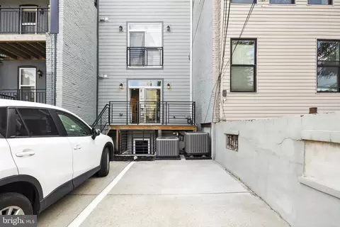 16 T St NE #1, Washington, DC 20002 photo 42