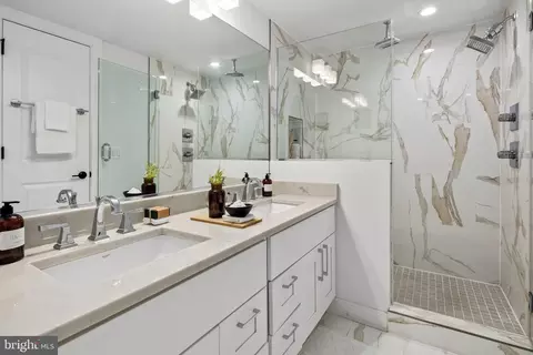 16 T St NE #1, Washington, DC 20002 photo 35