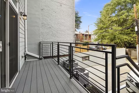 16 T St NE #1, Washington, DC 20002 photo 40