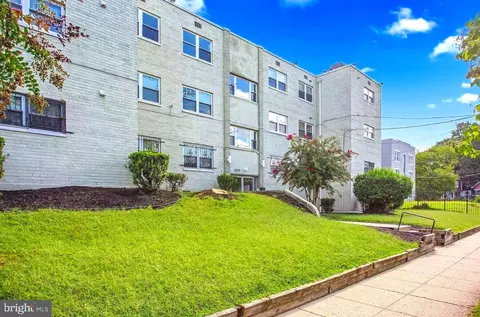 4810 Quarles St NE #202, Washington, DC 20019