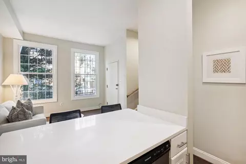 414 15th St SE, Washington, DC 20003 photo 34