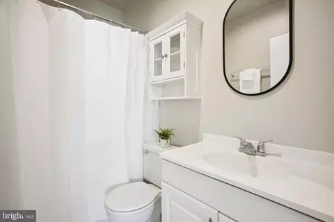 414 15th St SE, Washington, DC 20003 photo 35