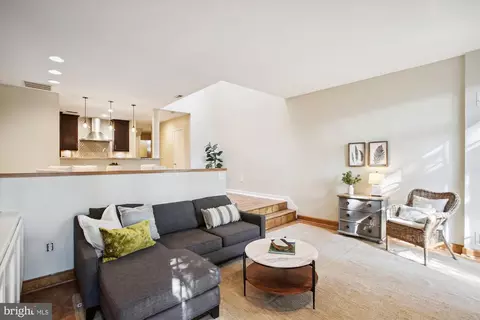 414 15th St SE, Washington, DC 20003 photo 4