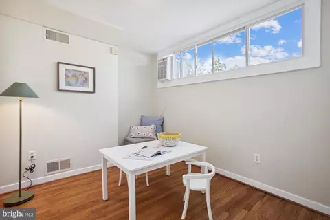 414 15th St SE, Washington, DC 20003 photo 24