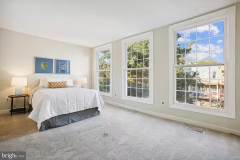 414 15th St SE, Washington, DC 20003 photo 36