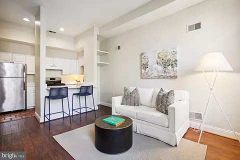 414 15th St SE, Washington, DC 20003 photo 32