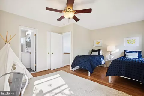 414 15th St SE, Washington, DC 20003 photo 19