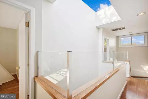 414 15th St SE, Washington, DC 20003 photo 26