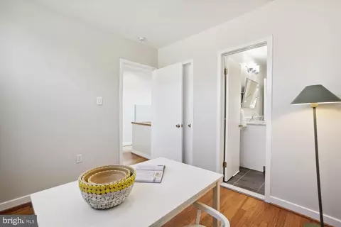 414 15th St SE, Washington, DC 20003 photo 25