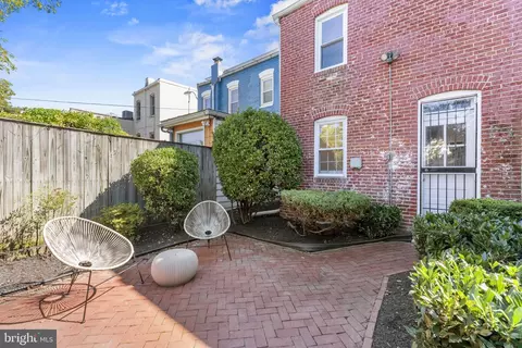 523 10th St SE, Washington, DC 20003 photo 35
