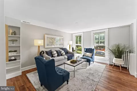 523 10th St SE, Washington, DC 20003 photo 4