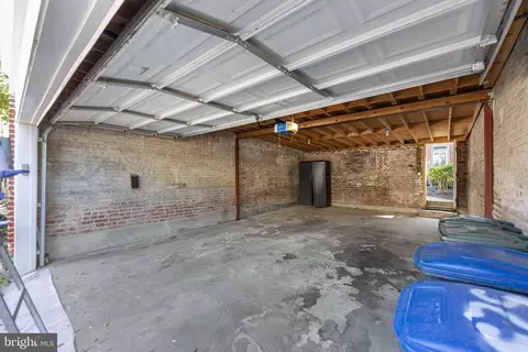 523 10th St SE, Washington, DC 20003 photo 36