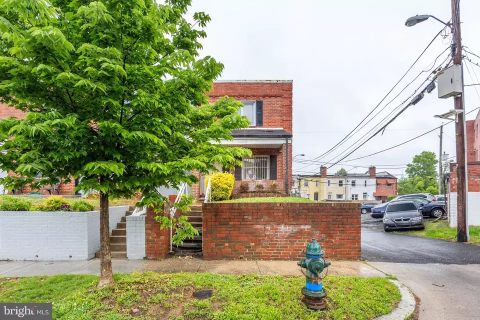  3378 Alden Pl NE, Washington, DC 20019 photo 3
