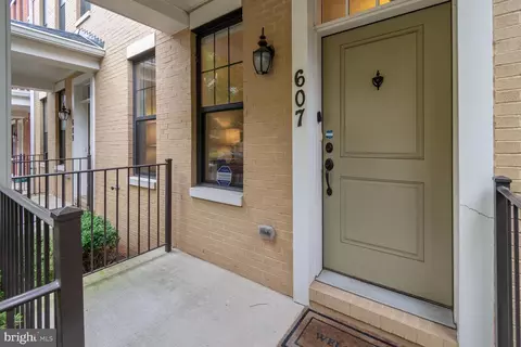 607 Lancaster St NE, Washington, DC 20017 photo 3