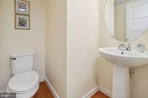 607 Lancaster St NE, Washington, DC 20017 photo 14