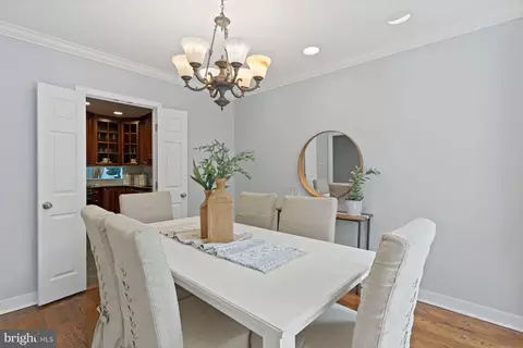 1329 Wallach Pl NW, Washington, DC 20009 photo 5