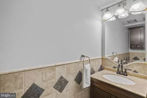 1329 Wallach Pl NW, Washington, DC 20009 photo 33