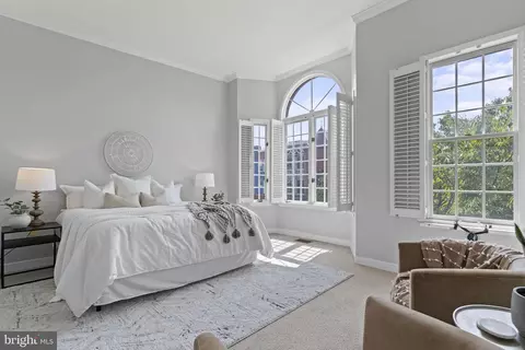 1329 Wallach Pl NW, Washington, DC 20009 photo 16