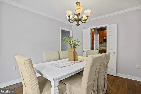 1329 Wallach Pl NW, Washington, DC 20009 photo 3