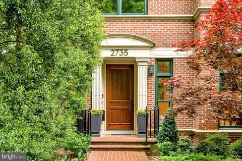 2735 Cathedral Ave NW, Washington, DC 20008