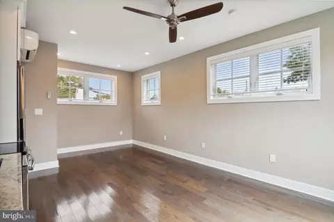 322 8th St SE, Washington, DC 20003 photo 31