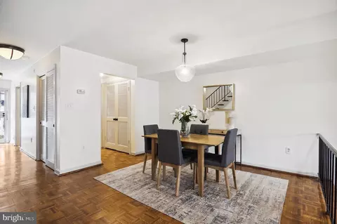 322 8th St SE, Washington, DC 20003 photo 8