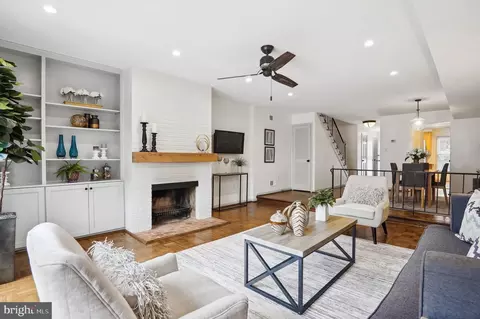 322 8th St SE, Washington, DC 20003 photo 10