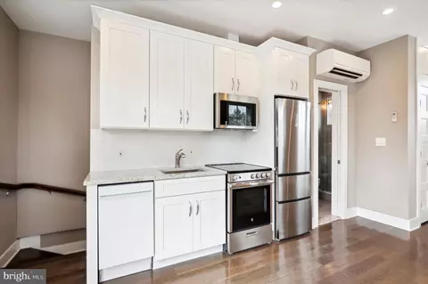 322 8th St SE, Washington, DC 20003 photo 33