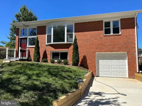 4452 Hilltop Ter SE, Washington, DC 20019