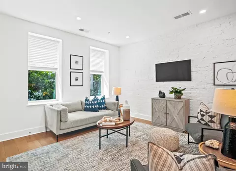 1473 Harvard St NW #2, Washington, DC 20009 photo 3