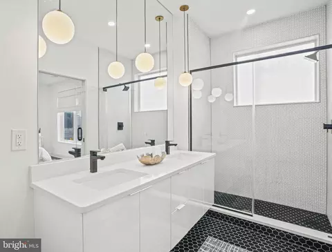1473 Harvard St NW #2, Washington, DC 20009 photo 19