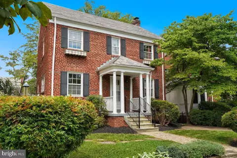 4409 Faraday Pl NW, Washington, DC 20016