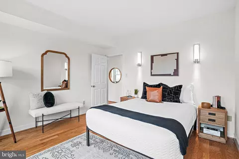 1724 17th St NW #66, Washington, DC 20009 photo 9