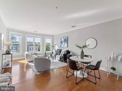 401 13th St NE #402, Washington, DC 20002
